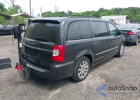 2014 Chrysler Town & Country Touring from USA, damaged, VIN 2C4RC1BG2ER449403